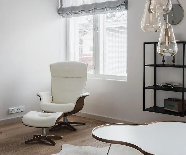 Luxury Hovi Наантали